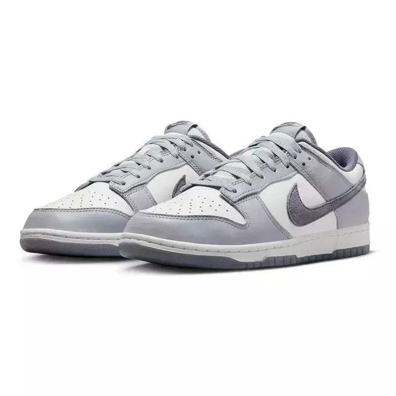 Tênis Nike Dunk Low SE Light Carbon