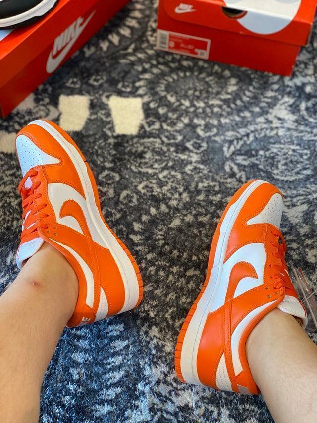 TENIS NIKE DUNK LOW SP "SYRACUSE"