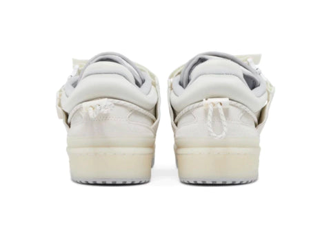 Tênis Adidas Low x Bad Bunny Fórum Buckle White