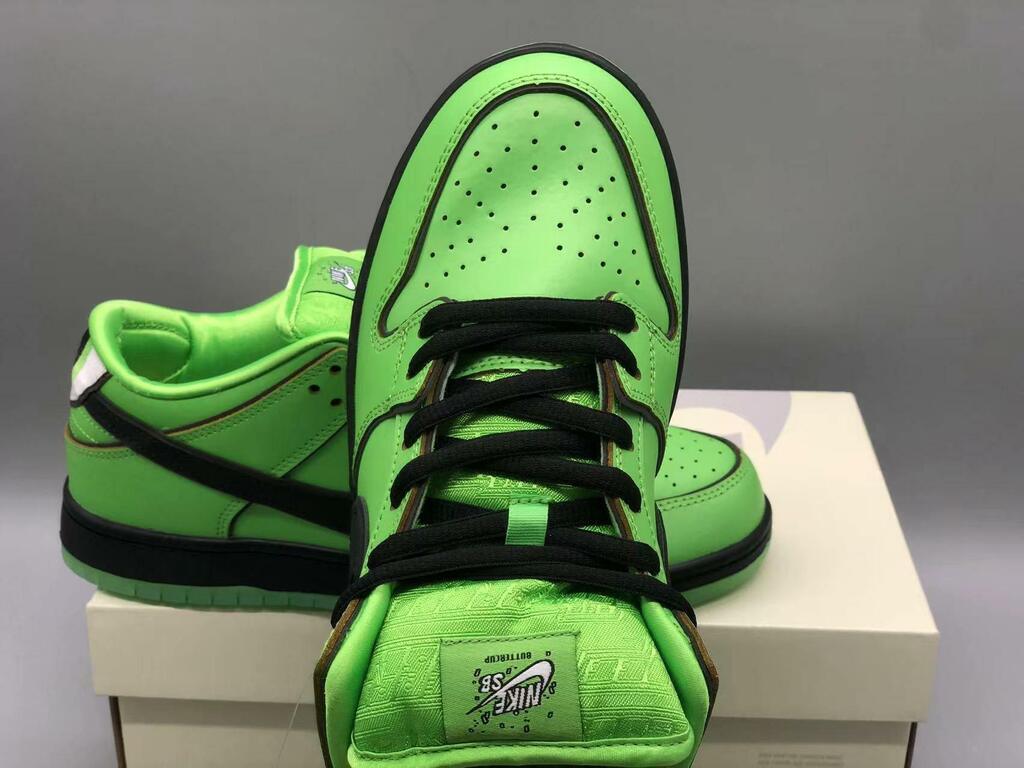 Nike SB Dunk Low The Powerpuff Girls