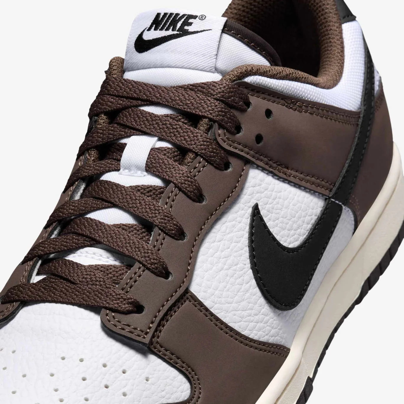 Nike Dunk Low Baroque Brown