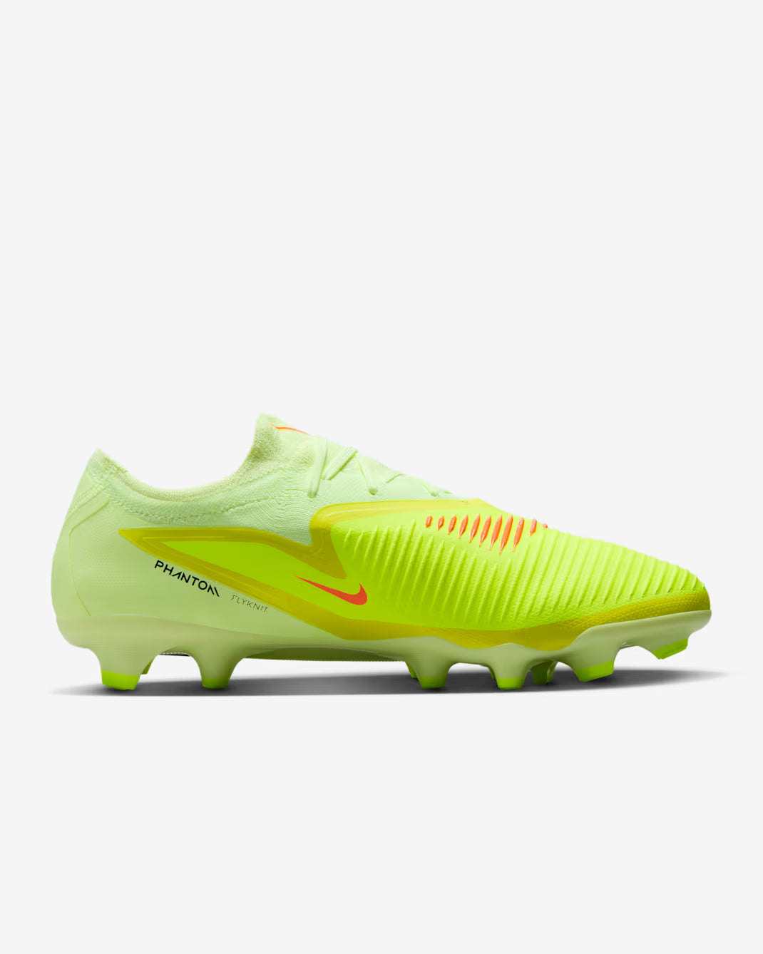 Chuteira Campo Nike Phantom 6 Low Pro