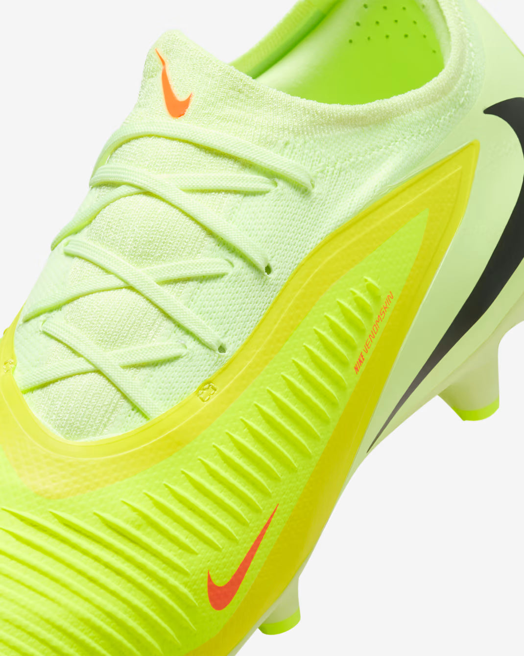 Chuteira Campo Nike Phantom 6 Low Pro