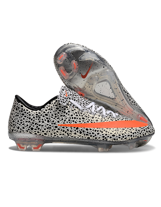 Chuteira Campo Nike Retrõ Mercurial Vapor 10 FG Branca, Preta e Laranja
