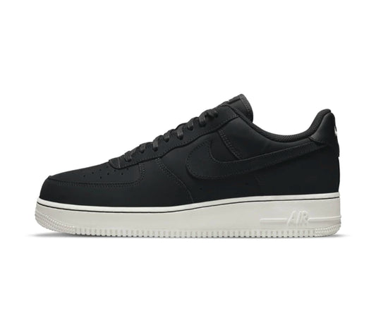 Tenis Nike Air Force 1 Off Noir
