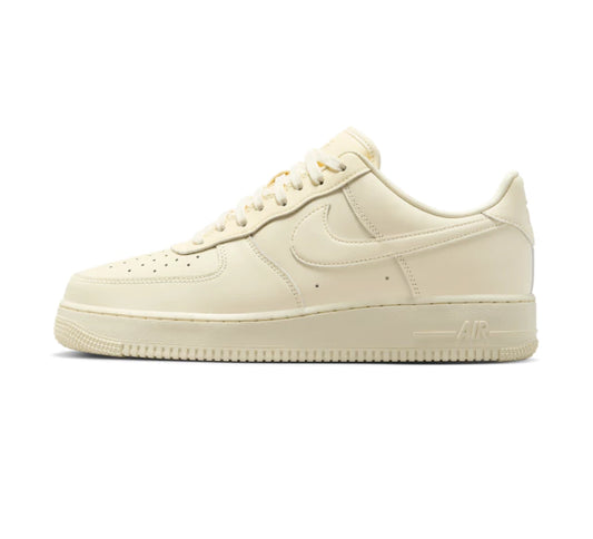 Tênis Nike Air Force 1 Fresh Coconut Milk