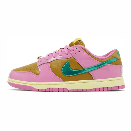 Nike Dunk Low x Parris Goebel "Playful Pink" Rosa
